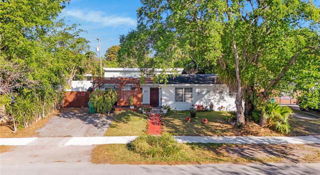 Photo of 9851 Dominican Dr, Cutler Bay, FL 33189
