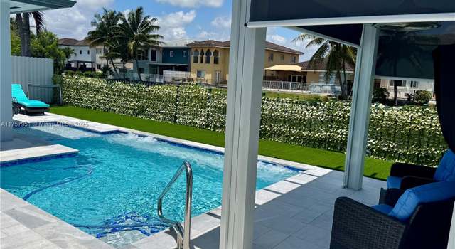 Photo of 15551 SW 14th St, Miami, FL 33194