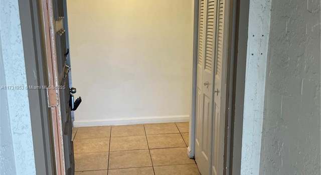 Photo of 7787 SW 86th St Unit E-211, Miami, FL 33143