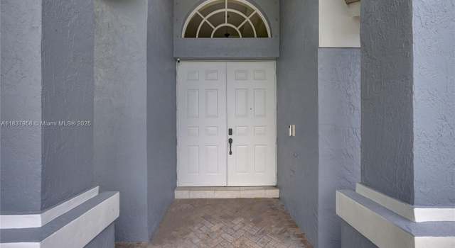 Photo of 7062 Brunswick Cir, Boynton Beach, FL 33472