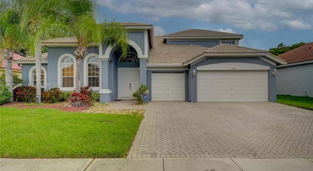 Photo of 7062 Brunswick Cir, Boynton Beach, FL 33472