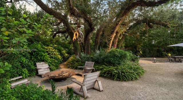 Photo of 4725 Davis Rd, Miami, FL 33143