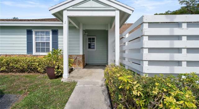 Photo of 13725 SW 147th Cir Ln Unit 1-31, Miami, FL 33186