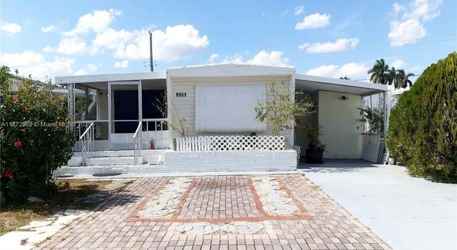 Photo of 8551 SW 18th Pl, Davie, FL 33324