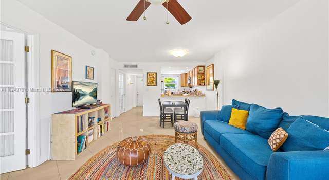 Photo of 114 Royal Park Dr Unit 2B, Oakland Park, FL 33309