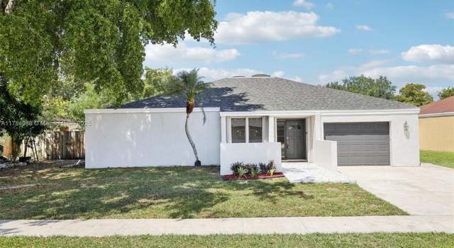 Photo of 4967 SW 94th Ter, Cooper City, FL 33328