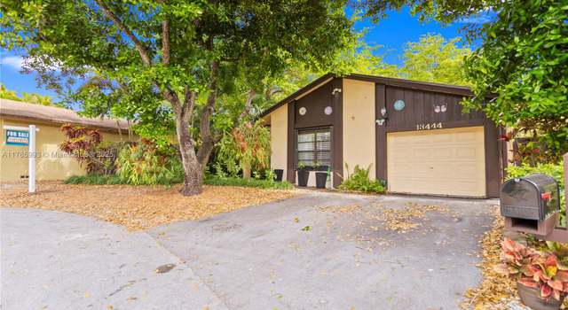 Photo of 13444 SW 108th St Cir N, Miami, FL 33186