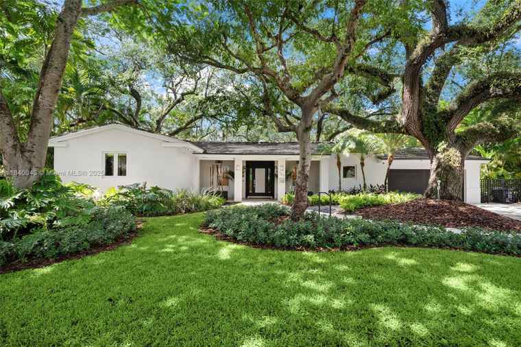 Photo of 160 W Sunrise Ave Coral Gables, FL 33133