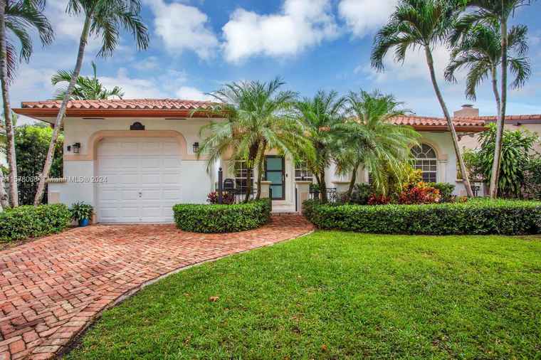 Photo of 1129 Milan Ave Coral Gables, FL 33134