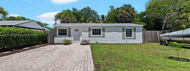 Photo of 1480 SW 26th Ave Fort Lauderdale, FL 33312