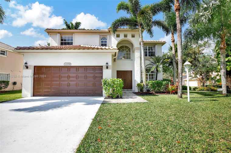 Photo of 13294 NW 12th St Pembroke Pines, FL 33028
