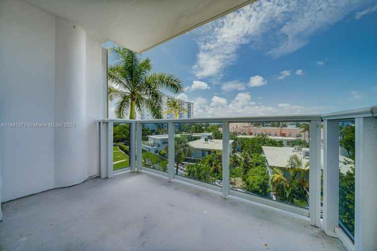 Photo of 900 Bay Dr #303 Miami Beach, FL 33141