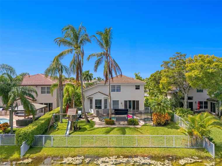 Photo of 17431 SW 35th St Miramar, FL 33029