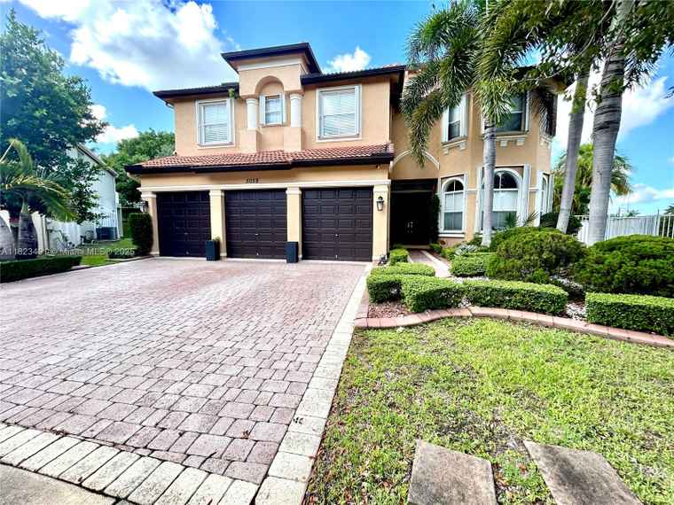 Photo of 5058 SW 170th Ave Miramar, FL 33027