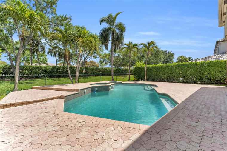 Photo of 16831 SW 6th St Pembroke Pines, FL 33027