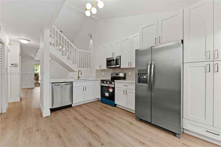 Photo of 7720 NW 79th Ave Unit B6 Tamarac, FL 33321