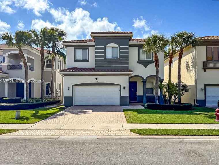 Photo of 1094 Grove Park Cir Boynton Beach, FL 33436