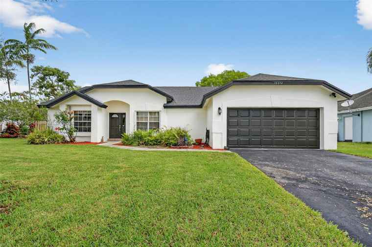 Photo of 15072 SW 10th St Sunrise, FL 33326