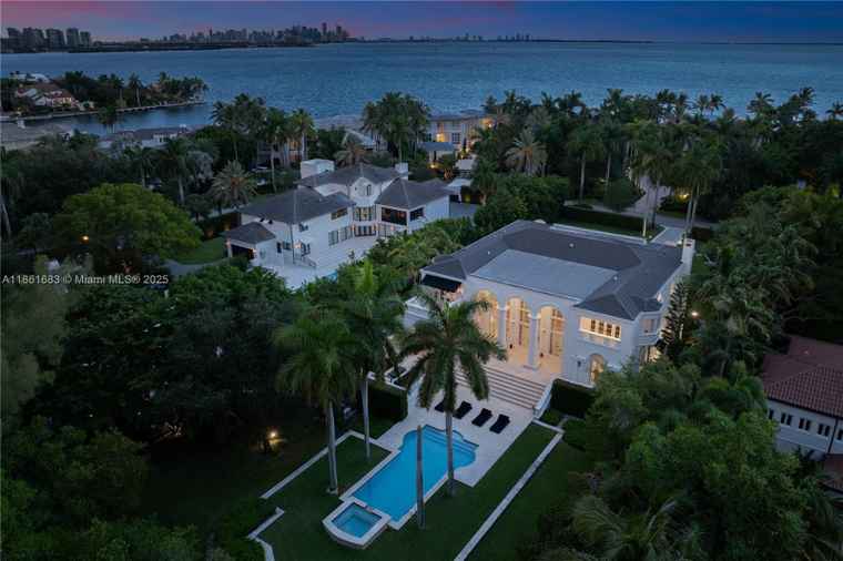 Photo of 26 Tahiti Beach Island Rd Coral Gables, FL 33143