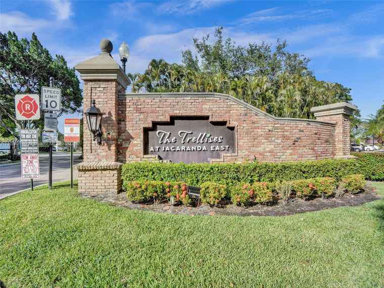 Photo of 9707 N New River Canal Rd #216 Plantation, FL 33324