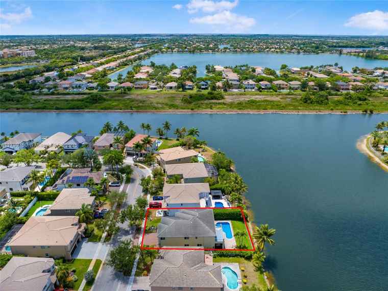 Photo of 16351 SW 14th St Pembroke Pines, FL 33027