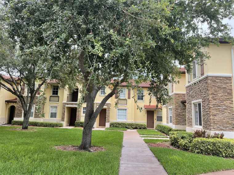 Photo of 1388 NE 33rd Ave Unit 108-24 Homestead, FL 33033