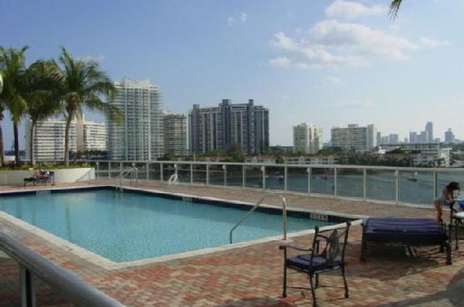1900 Sunset Harbour Dr #915, Miami Beach, FL 33139 | MLS# A1595346 | Redfin