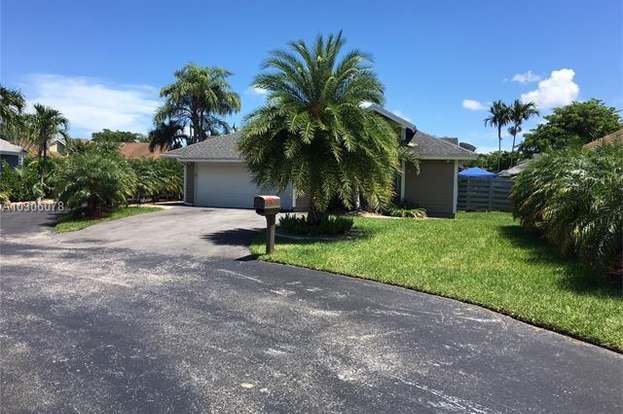 10275 Sw 141st Ct Miami Fl 33186 Mls A10306078 Redfin 10275 Sw 141st Ct Miami Fl 33186
