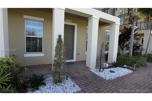 1314 Sw 147th Ter 1314 Pembroke Pines Fl 33027 Mls A10203103