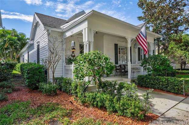 237 Poinciana Dr Jupiter Fl 33458 Mls A10630221 Redfin