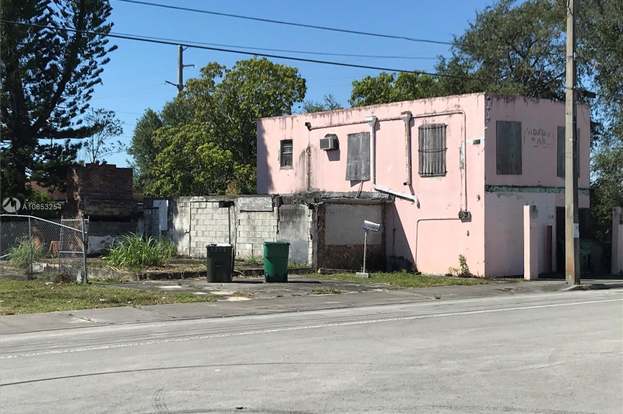 1804 Ali Baba Ave Opa Locka Fl 33054 Mls A10853254 Redfin