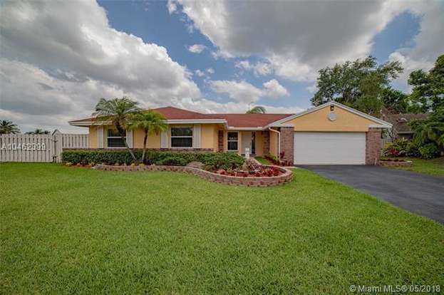 13750 Bluestone Lake Ct Davie Fl 33325 Mls A10462399 Redfin 13750 Bluestone Lake Ct Davie Fl 33325