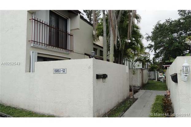 15852 Sw 90th Ct Unit B Palmetto Bay Fl 33157 Mls A10252543 15852 Sw 90th Ct Unit B Palmetto Bay Fl 33157