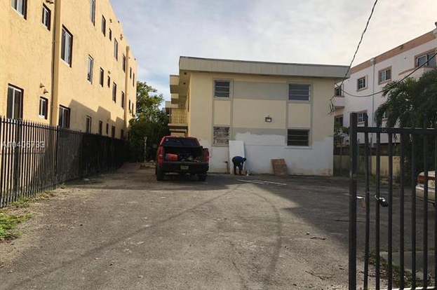 1230 Nw 4th St 3 Miami Fl 33125 Mls A10406733 Redfin 1230 Nw 4th St 3 Miami Fl 33125