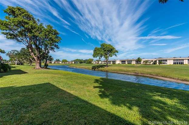 27 Normandy A Delray Beach Fl 33484 Mls A10417755 Redfin 27 Normandy A Delray Beach Fl 33484
