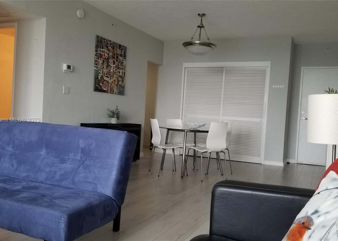3000 S Ocean Dr #804, Hollywood, FL 33019