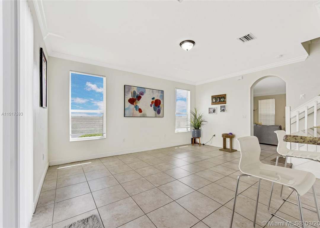 9561 SW 171st Pl, Miami, FL 33196