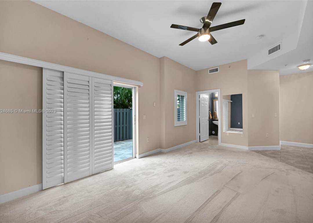 3991 Coral Heights Way #1105, Oakland Park, FL 33308