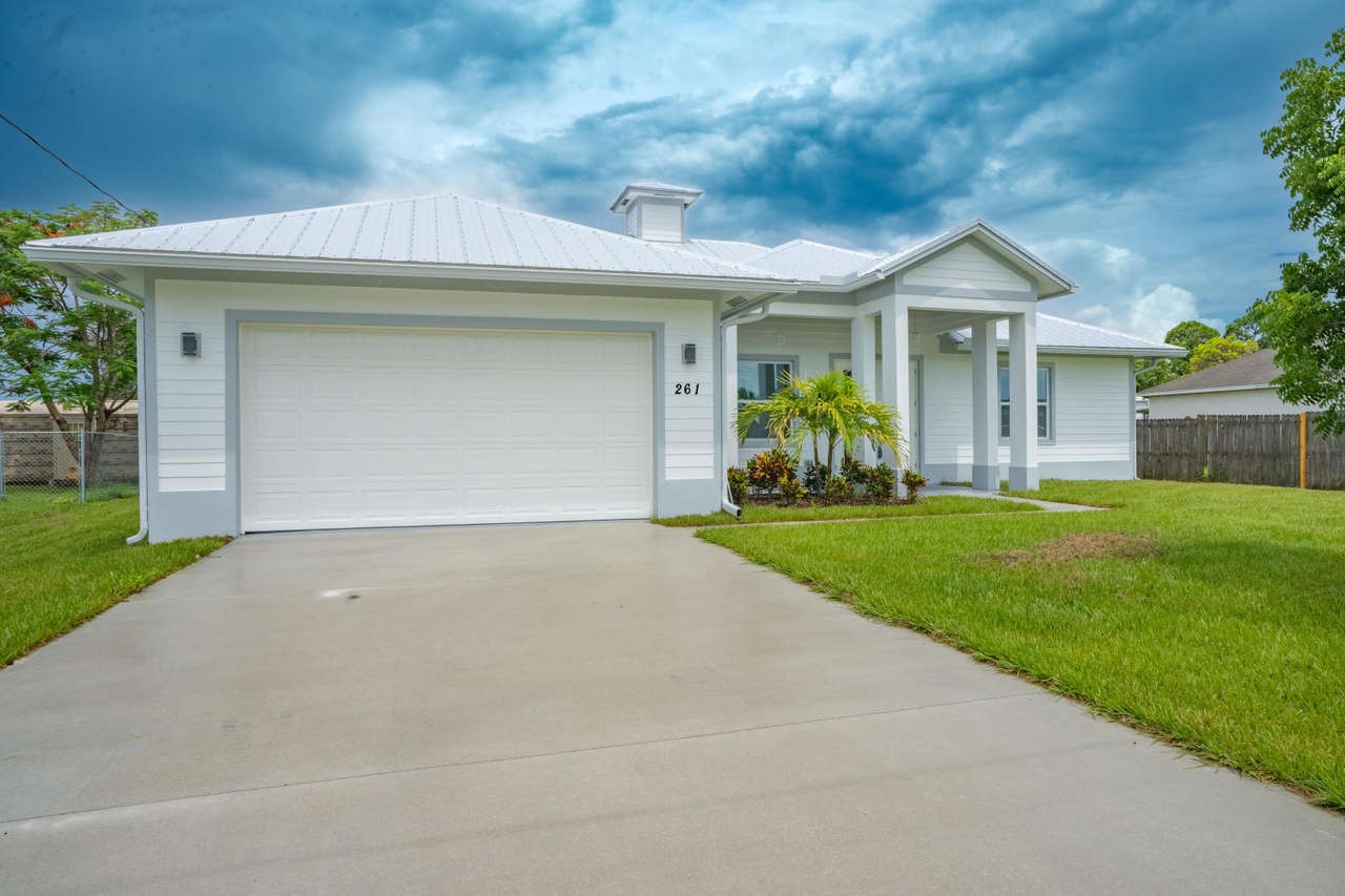 261 NW Biltmore St, Port Saint Lucie, FL 34983 MLS RX10896090 Redfin