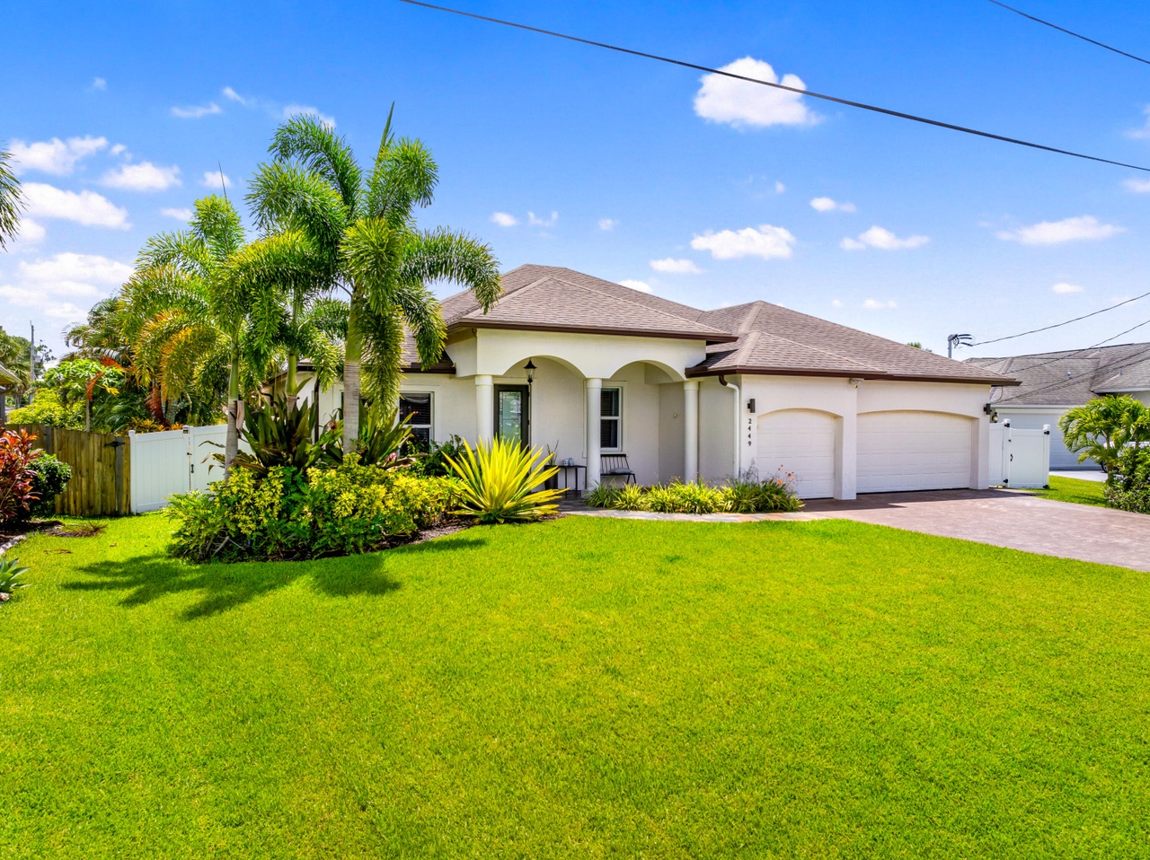 2449 SW Gay Cir, Port Saint Lucie, FL 34953 | MLS# RX-10999396 | Redfin