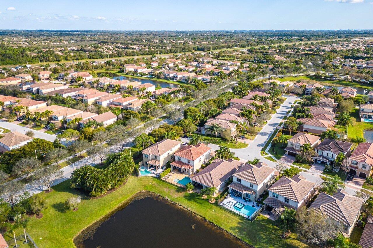 8219 Calabria Lakes Dr, Boynton Beach, FL 33473 | MLS# RX-10963638 | Redfin