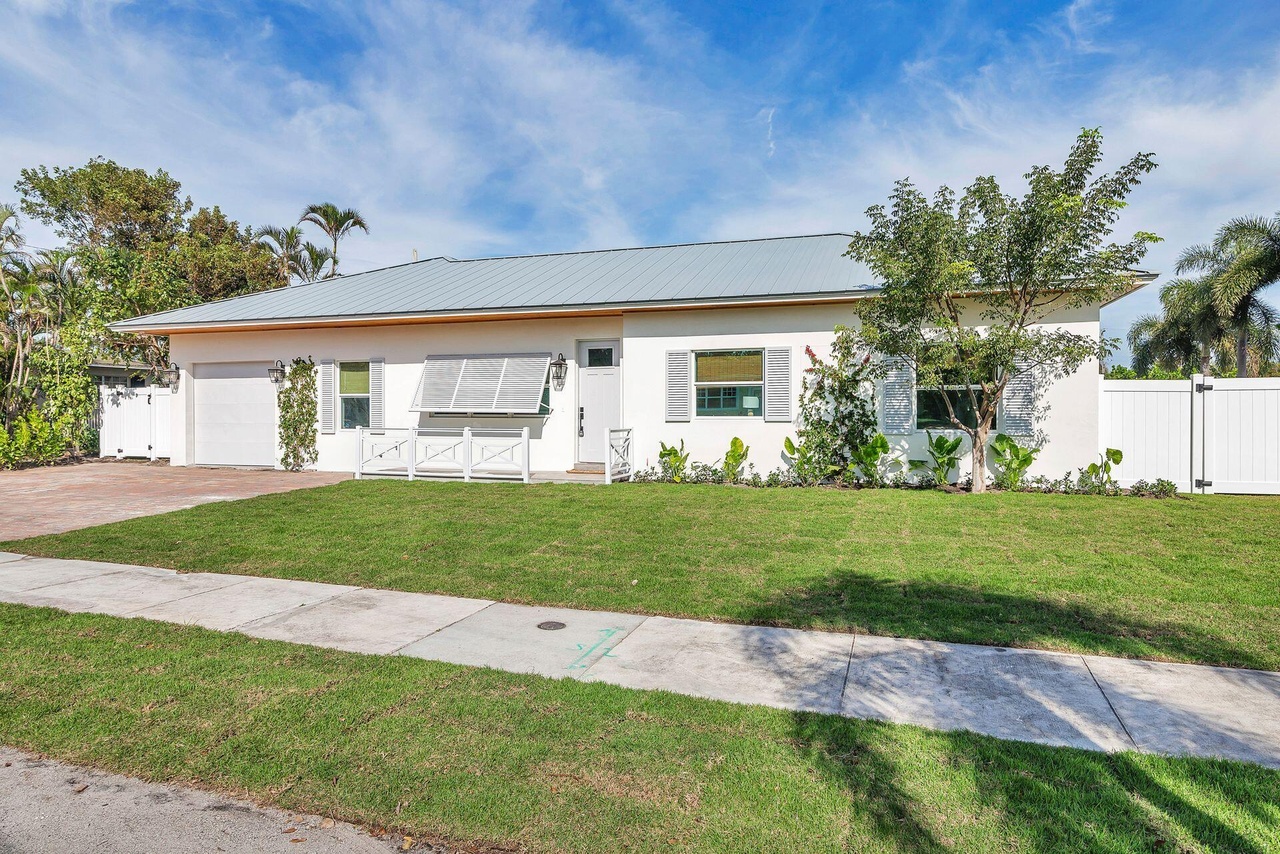 327 Bunker Ranch Rd, West Palm Beach, FL 33405 | MLS# RX-10941721 | Redfin