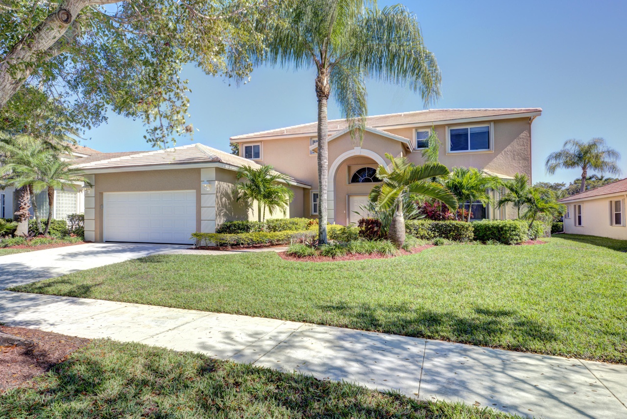 420 Montclaire Dr, Weston, FL 33326 | MLS# RX-10597729 | Redfin