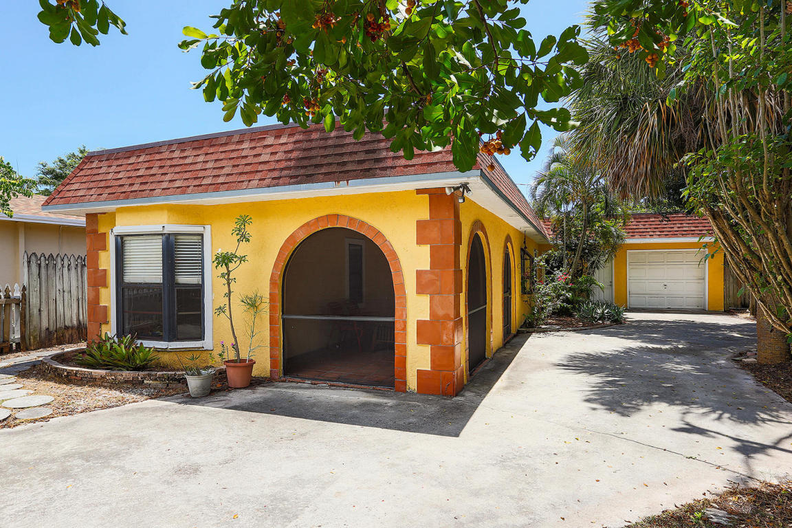 1228 N K St, Lake Worth, FL 33460