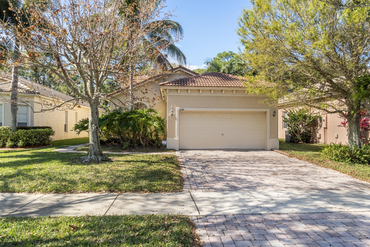 5541 Spanish River Rd, Fort Pierce, FL 34951 | MLS# RX-10954911 | Redfin