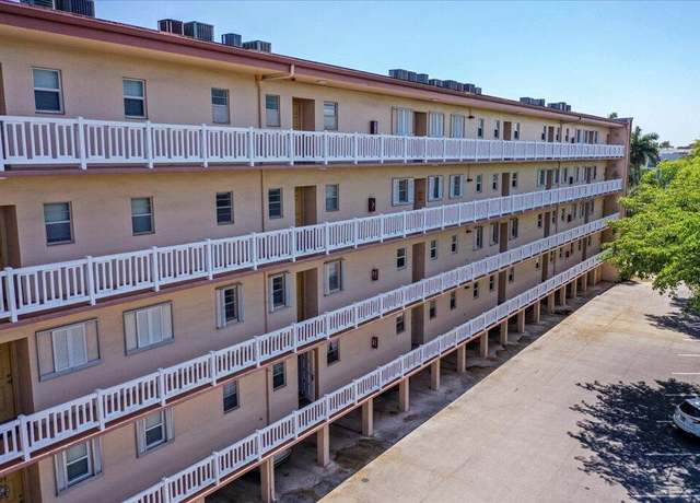 Property at 6731 Cypress Rd #301, Plantation, FL 33317, 1 bed, 1.5 baths