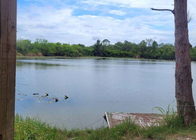Property at 6390 SE Bridge Rd, Hobe Sound, FL 33455, 3 beds, 2 baths