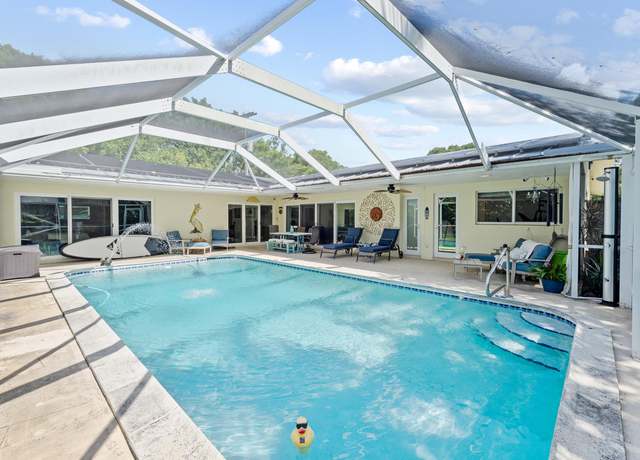 Property at 550 NE 5th St, Pompano Beach, FL 33060, 3 beds, 2 baths