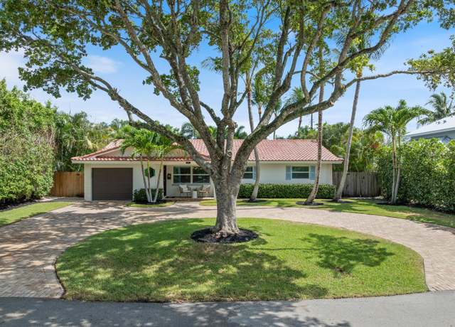 Property at 211 NW 17th St, Delray Beach, FL 33444, 3 beds, 2 baths