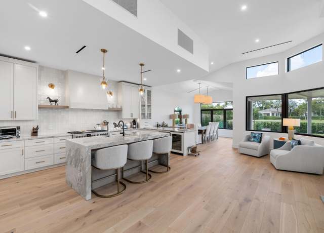 Property at 12618 Mallet Cir, Wellington, FL 33414, 3 beds, 3.5 baths